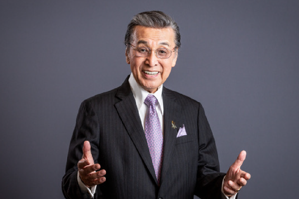 南部鉄器ゴジラ - 総合プロデューサー 俳優 宝田明